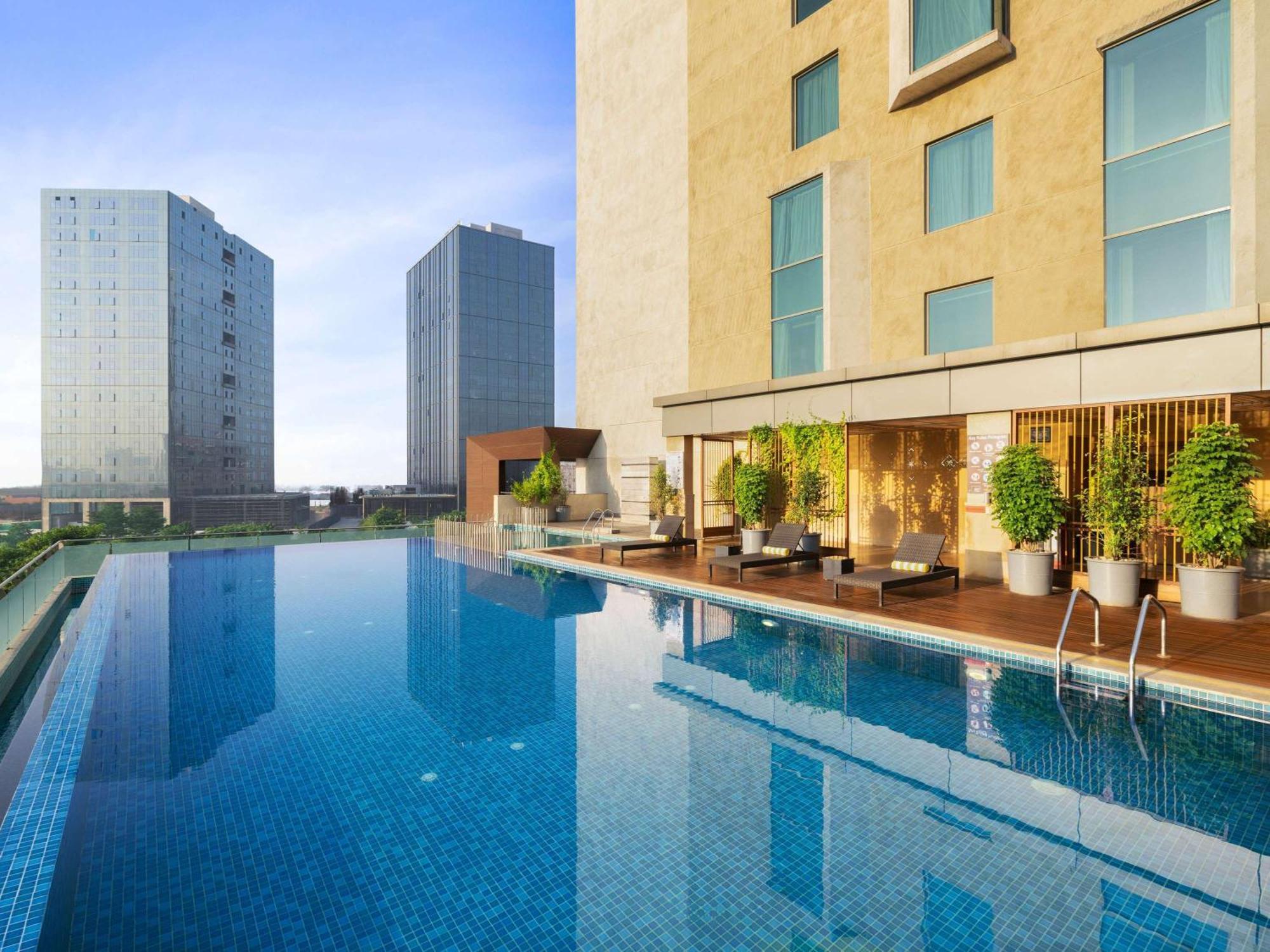 Grand Mercure Ahmedabad Gift City - An Accor Hotels Brand Gandhinagar Exterior foto